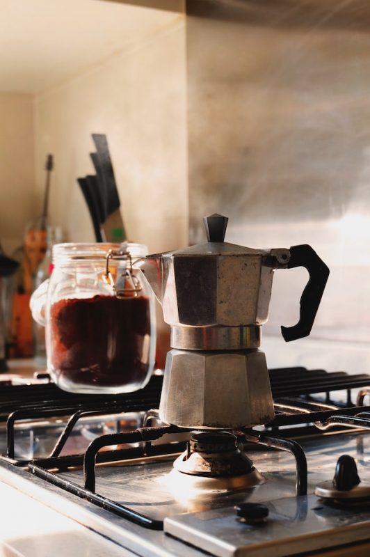 estrarre il caffè moka
